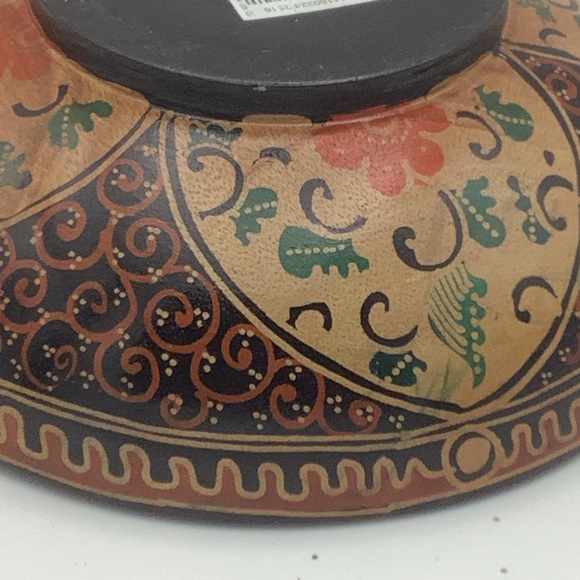 Handcrafted Batik Decorative Wood Bowl - Picture 12 of 16